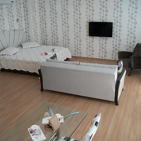Siesta * Smirne